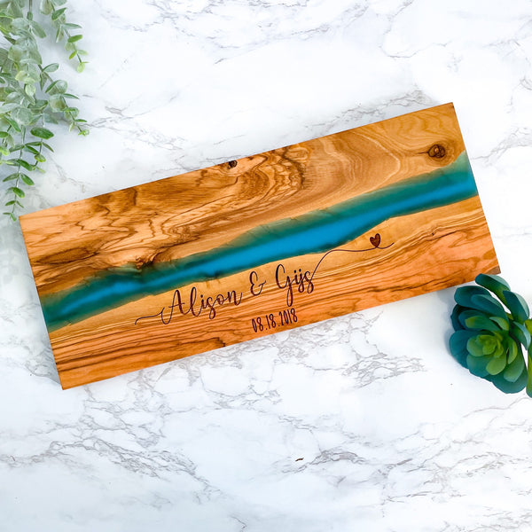 Personalized Olive Wood Cutting Board Basket Set – Jazzy Jade Designs