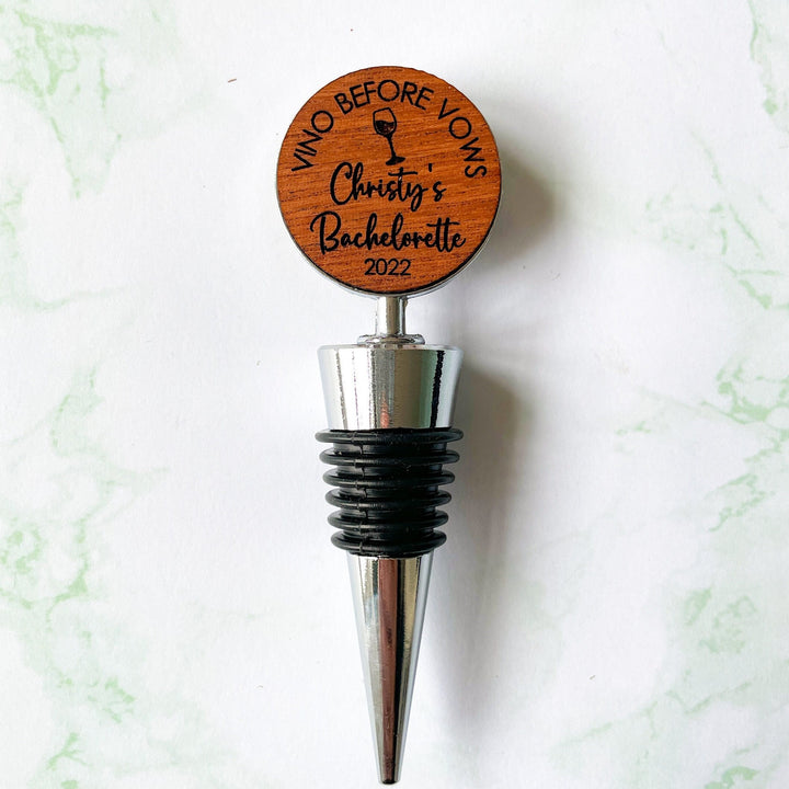 Personalized "Vino Before Vows" wine stopper – custom engraved wine bottle stopper, bachelorette party favors, bridal shower gifts, engagement gift for bride, wedding keepsake, bride-to-be accessory